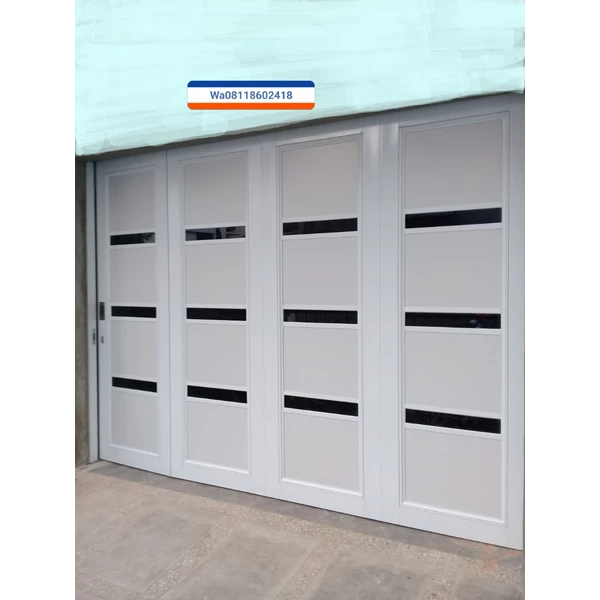 Pintu Garasi Aluminium Lipat Warna Putih